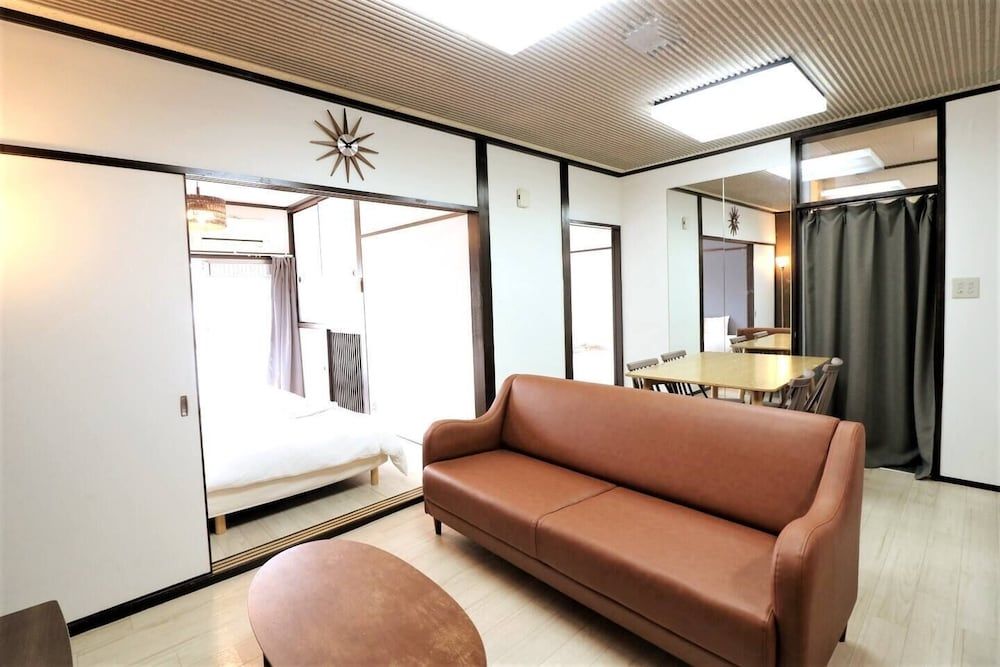 undefined Shin-Osaka GRAND-H 502 2