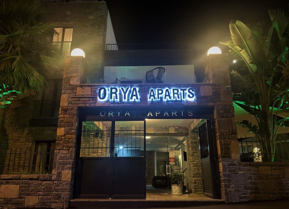 undefined Orya Apart 9