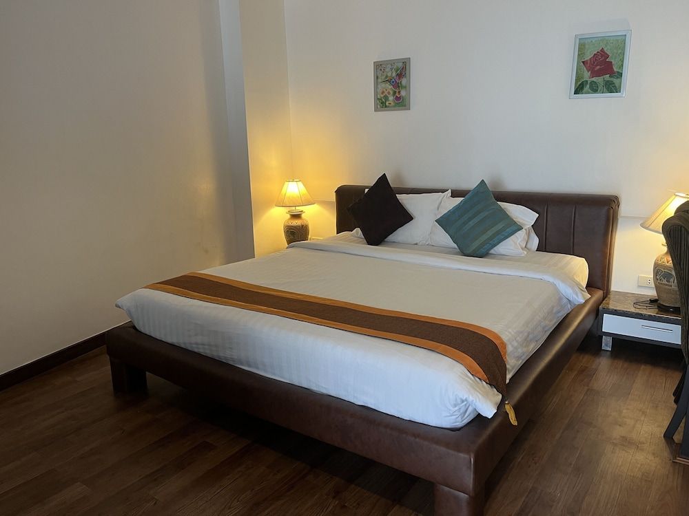 undefined The Bedrooms Boutique Hotel 5