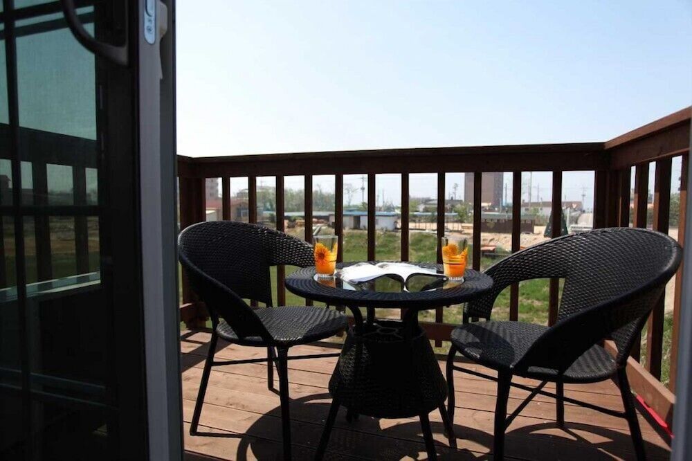 Indigo Pension Room (Romantic Blue) 5