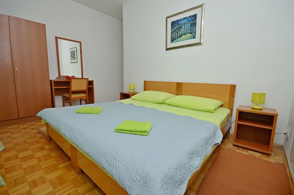 Apartment and Room Ivica Apartment (A1) 7