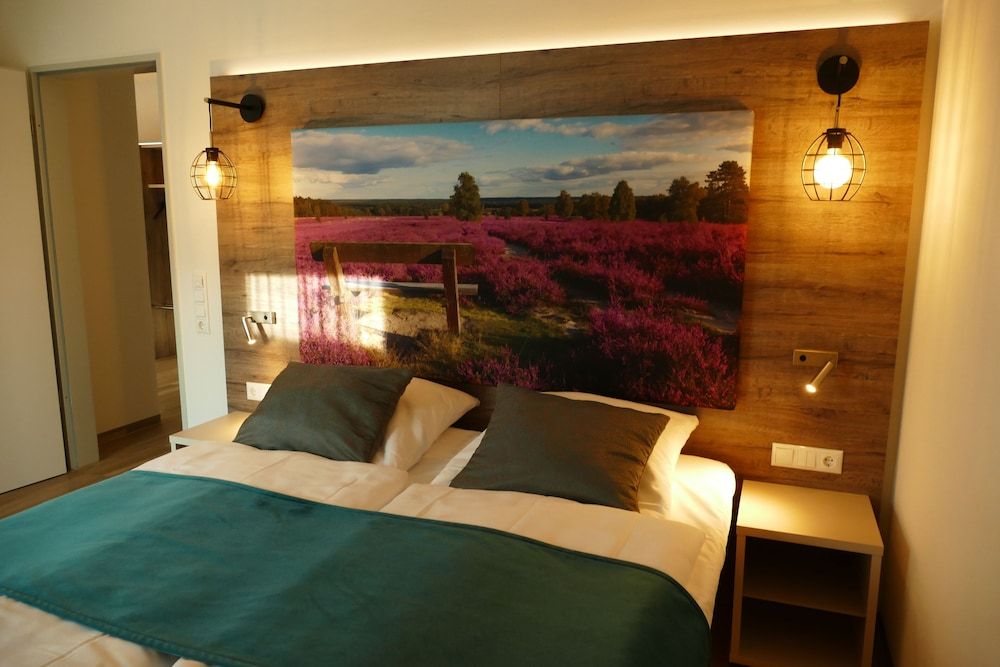 Meyn's Apartments & Hotel Senior Apartment