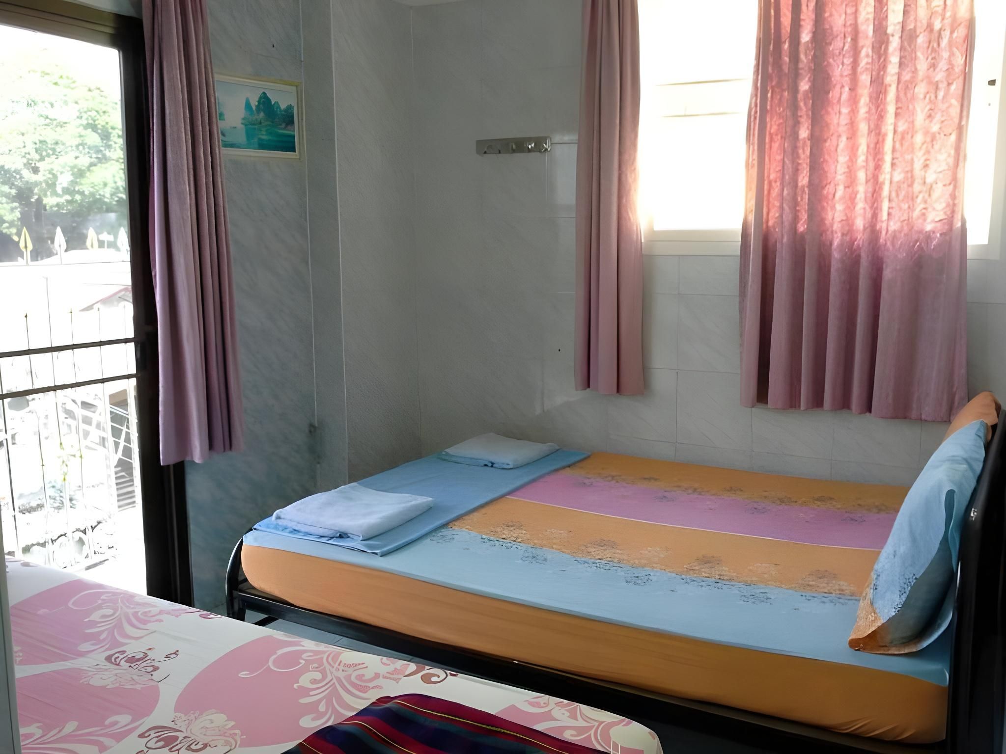 Triple Room Shared Bathroom