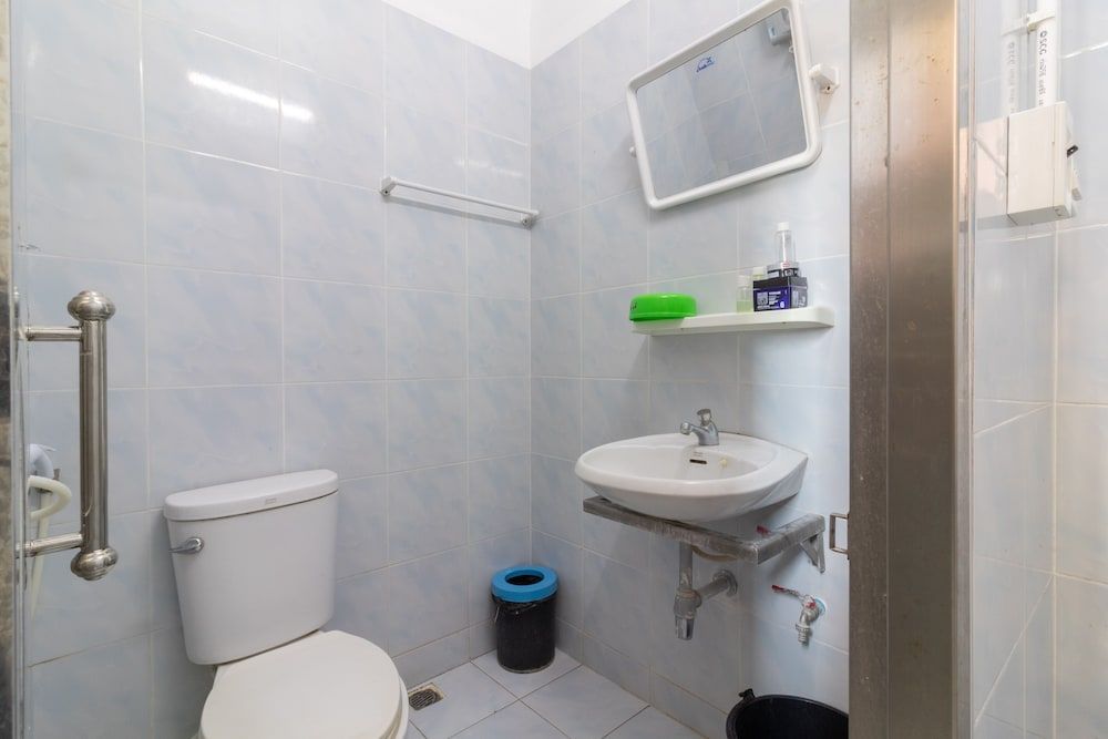 undefined New Central Guesthouse 8