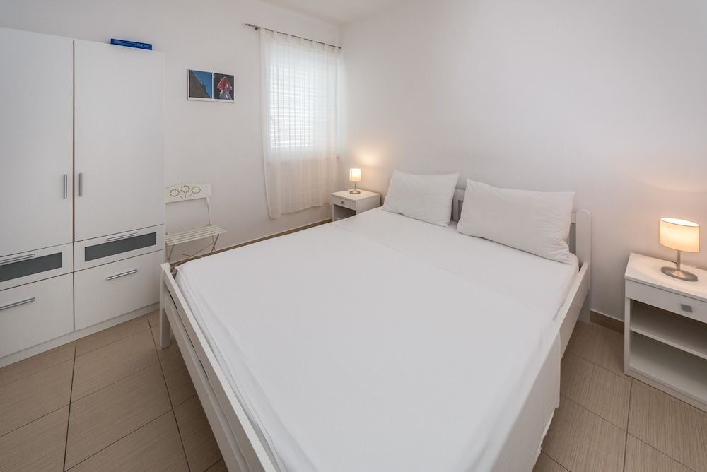 undefined Rooms and Apartments Bruno 3