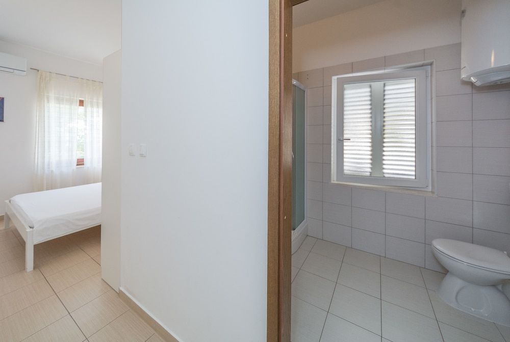 undefined Rooms and Apartments Bruno 2