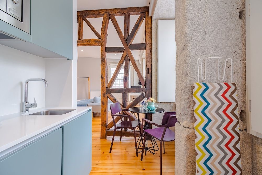 YOUROPO - City Center Ribeira Porto Studio, Balcony (4) 15