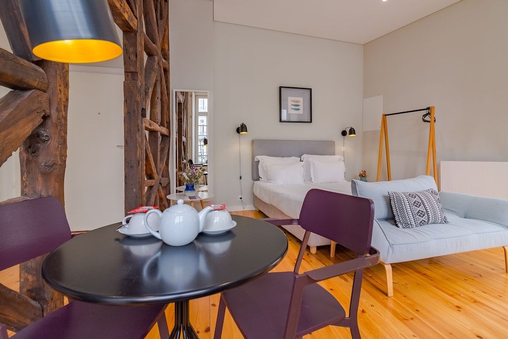 YOUROPO - City Center Ribeira Porto Studio, Balcony (2) 5