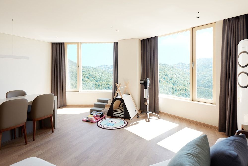 Phoenix Resort Pyeongchang [Pet Friendly] Sky Royal (High Floor, Air-dresser)_Randomly assigned A or B Type 5
