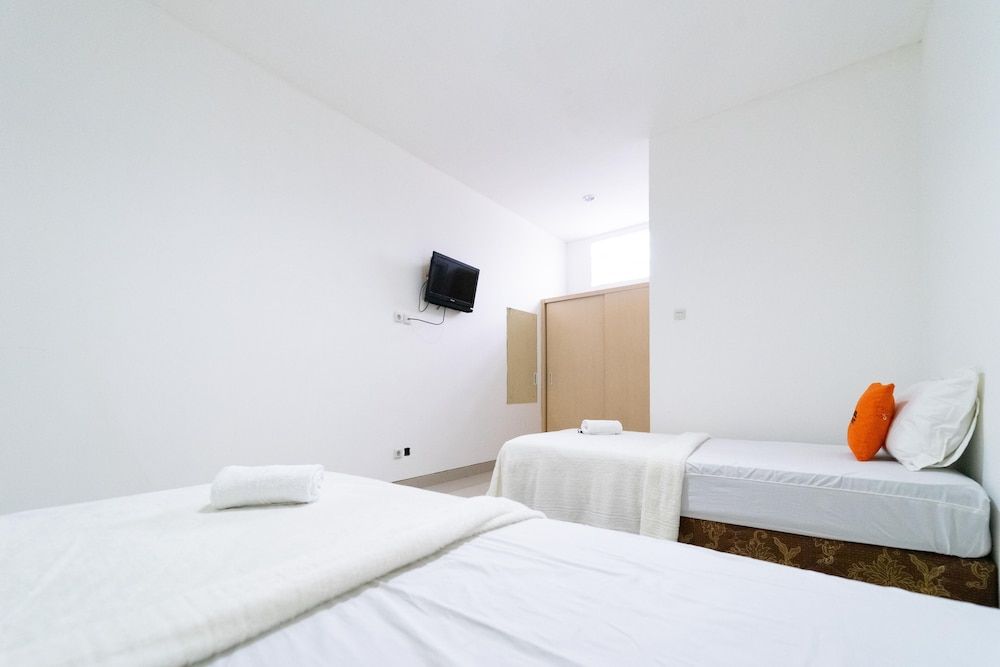 undefined KoolKost near Ragunan Zoo 2