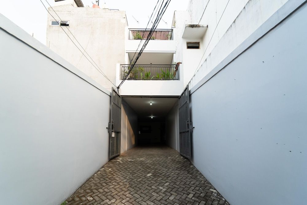 undefined KoolKost near Ragunan Zoo 5