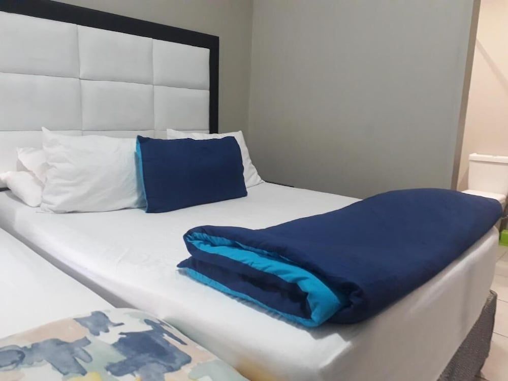 Central Sandton Apartment Family Room 5