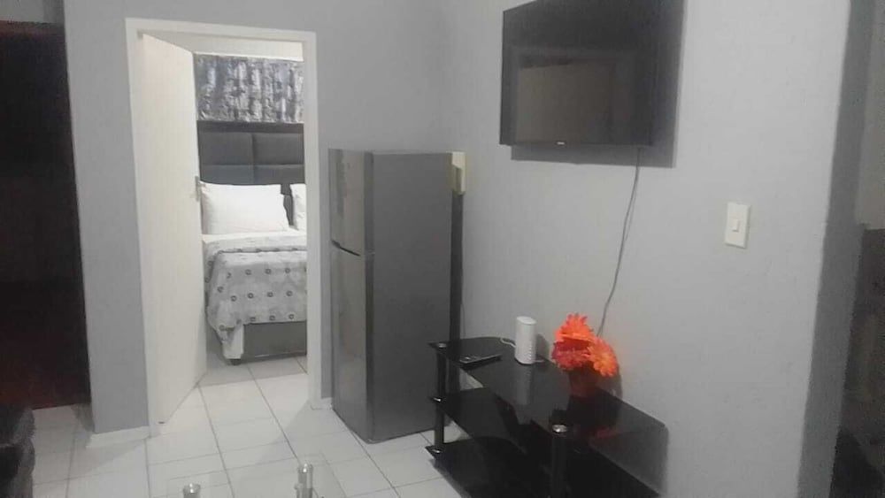 Central Sandton Apartment Comfort Apartment 7