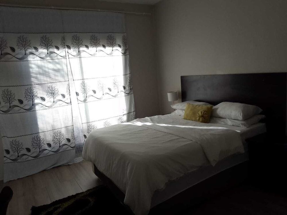 Central Sandton Apartment Family Room 10