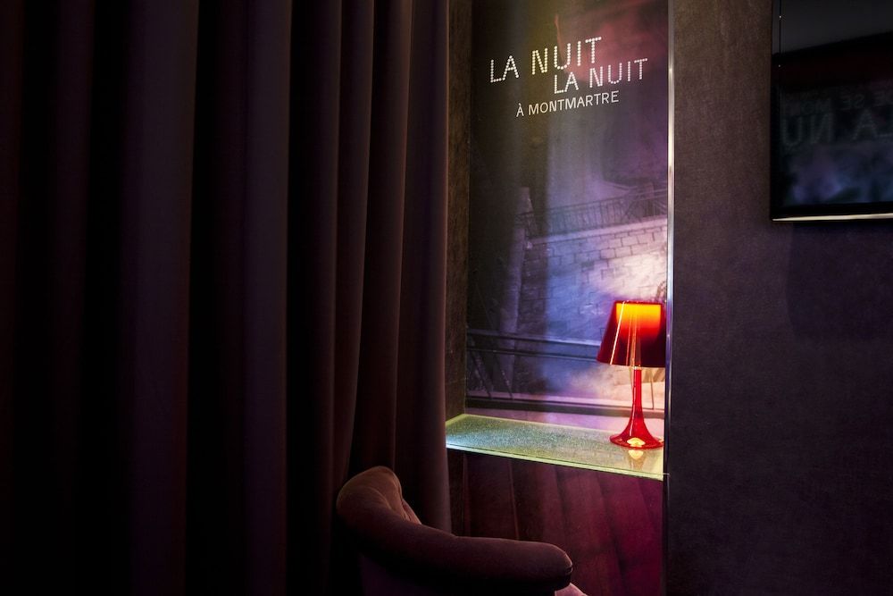 Hotel Montmartre Mon Amour Superior Room 9