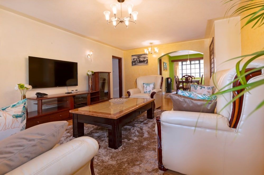 undefined Bamboo Suites by Edmor suites 6