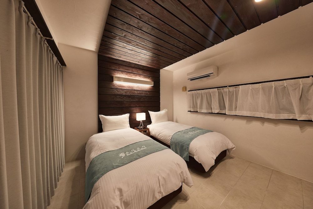Deluxe Villa for 7 Guests