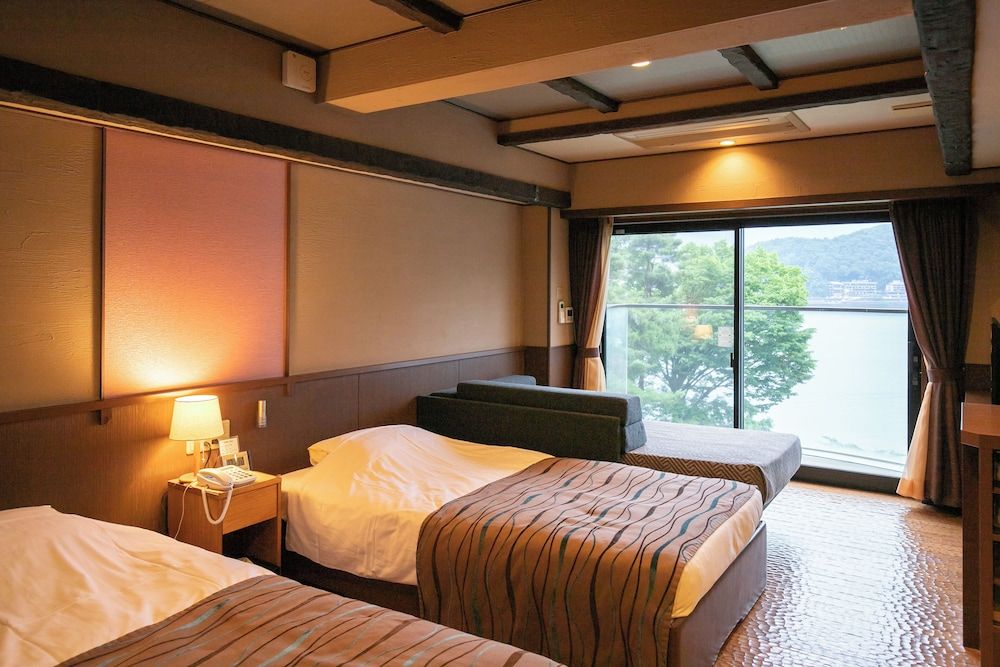[East building] East Japanese Western Open Air Bath Lake View Comfort