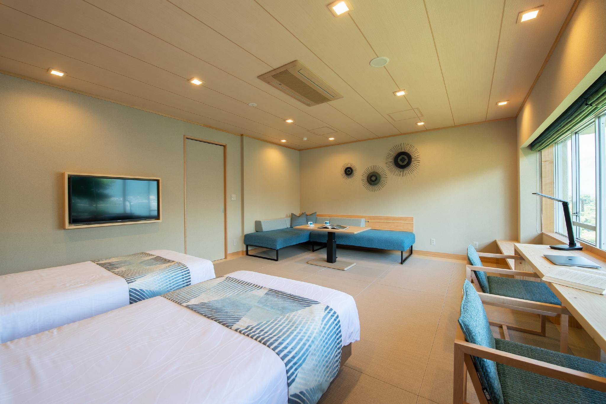 Lake View Room B with Tatami - Newly Renovated - West Building