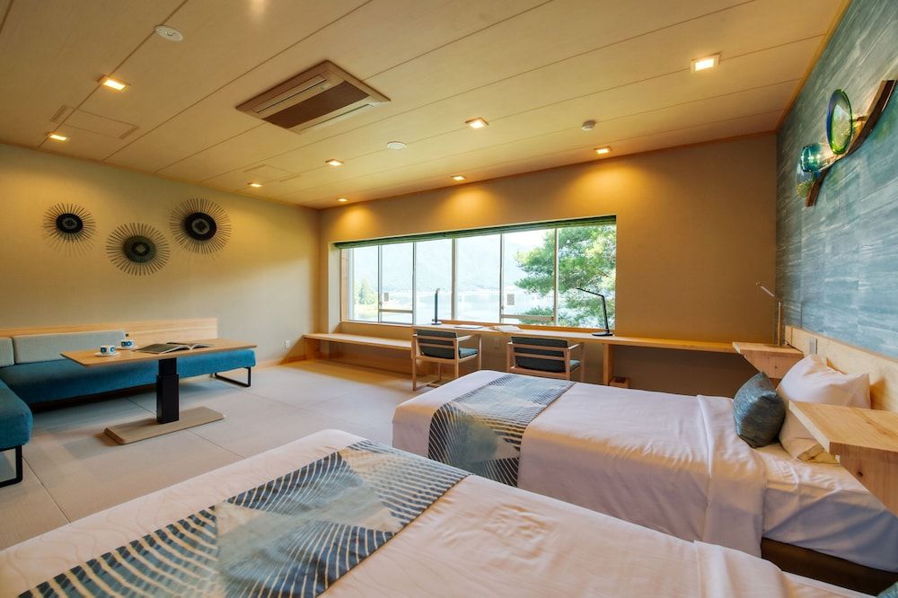 Renewal Twin Room B with Tatami Area and Lake View, Non Smoking