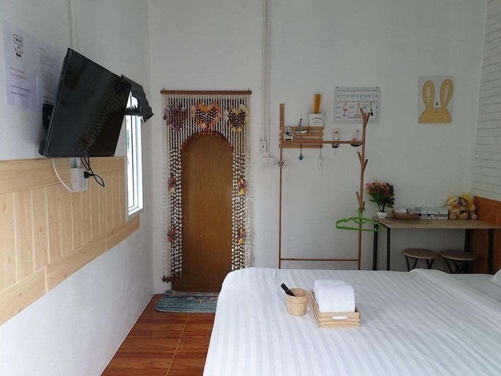 Baan mhor biw Deluxe Room 6