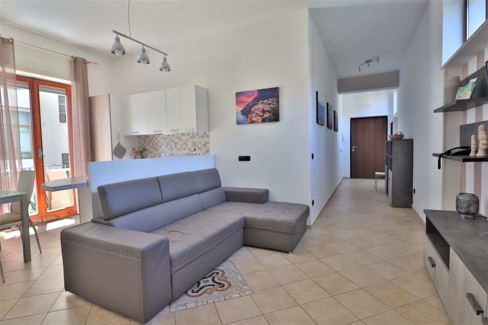 New Suite Sorrento City Apartment, 2 Bedrooms 27