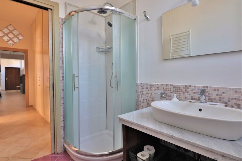 New Suite Sorrento City Apartment, 2 Bedrooms 29