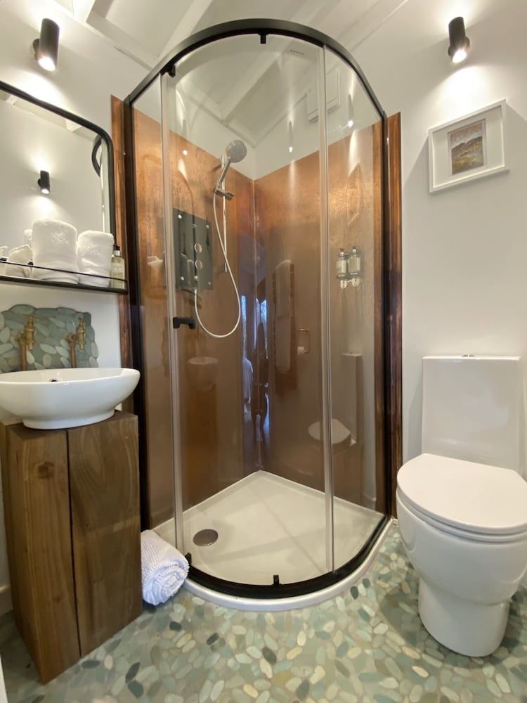 undefined Crafts Hill Barn 9