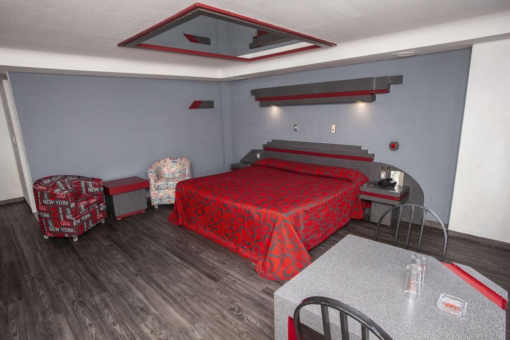 Hotel La Rosa - Adults Only Comfort Room, 1 King Bed, Non Smoking 4