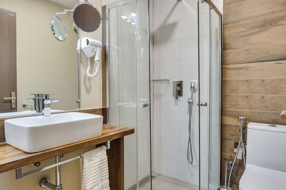 Eleven Inn Tbilisi Economy Room 4