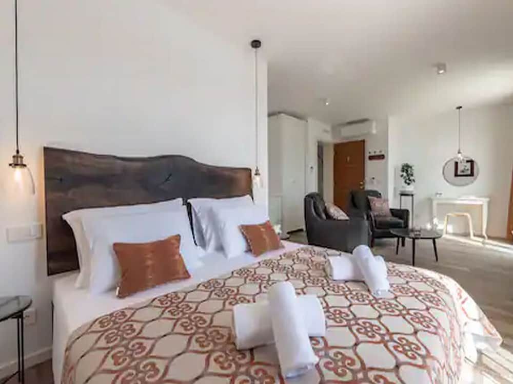 Double Room (Deluxe double room, sea view)