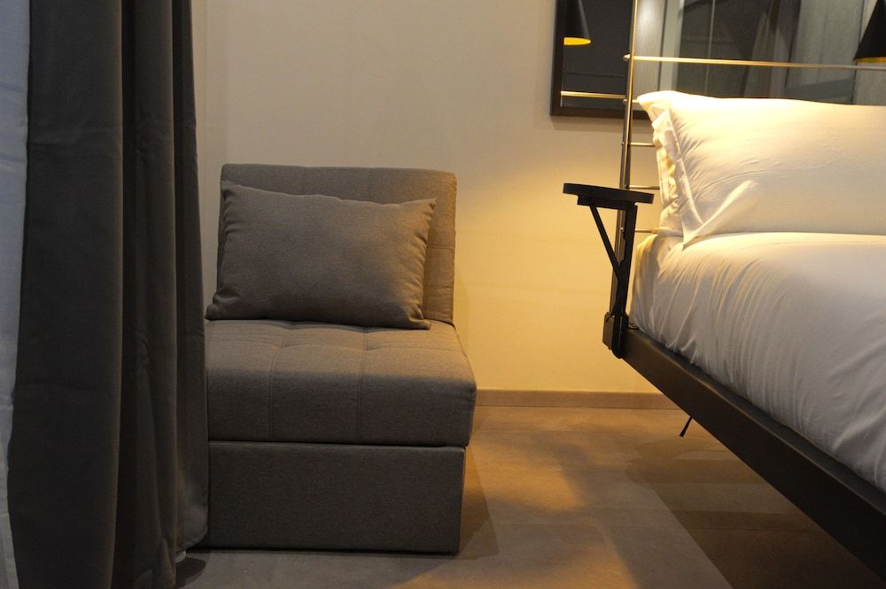 Romaresidence Trastevere Guesthouse Deluxe Room 16