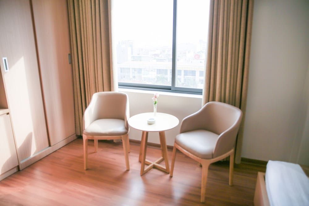 Long Anh Hotel Superior Twin Room 5