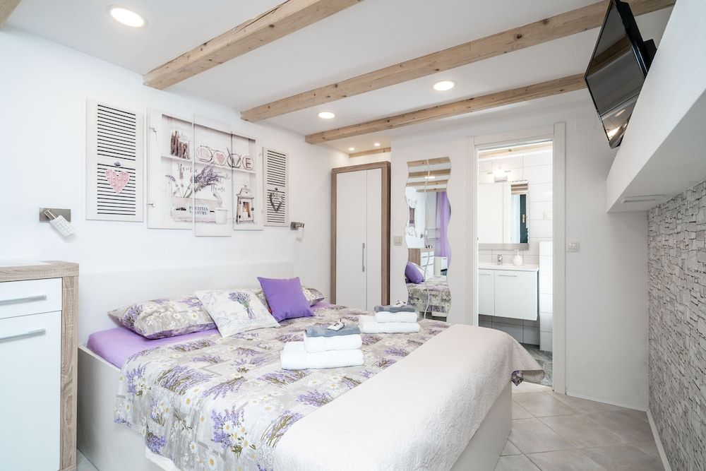 undefined Lavender Room