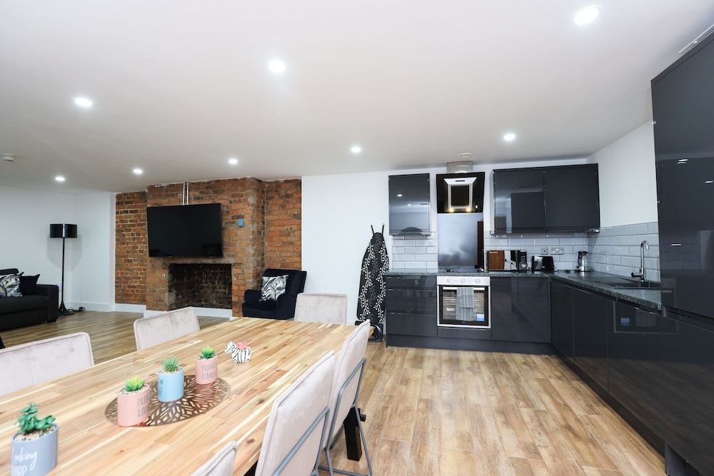 undefined Wood Street Apartments 5