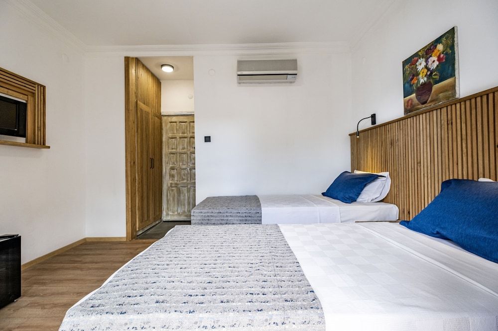 Costa Bodrum City Standard Room 11