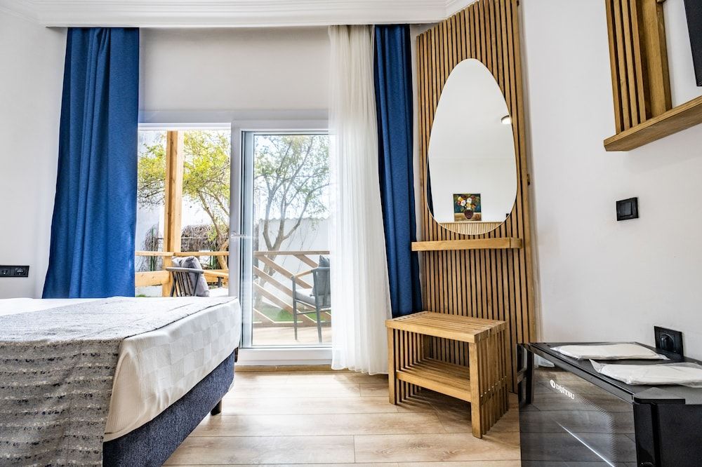 Costa Bodrum City Standard Room 12