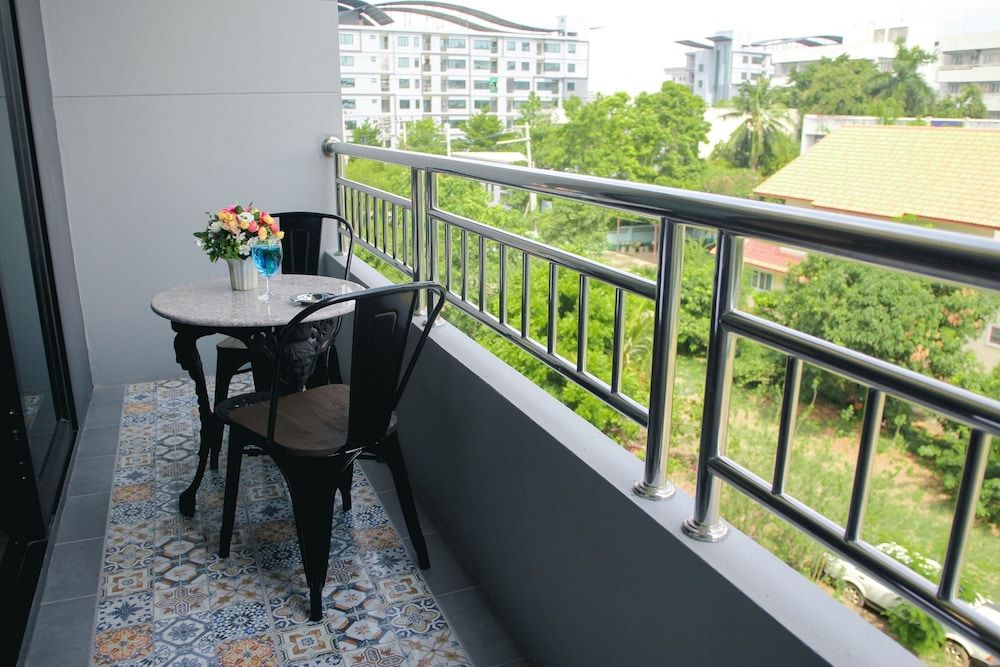 Chunlee Grand Hotel Superior Double Room 5