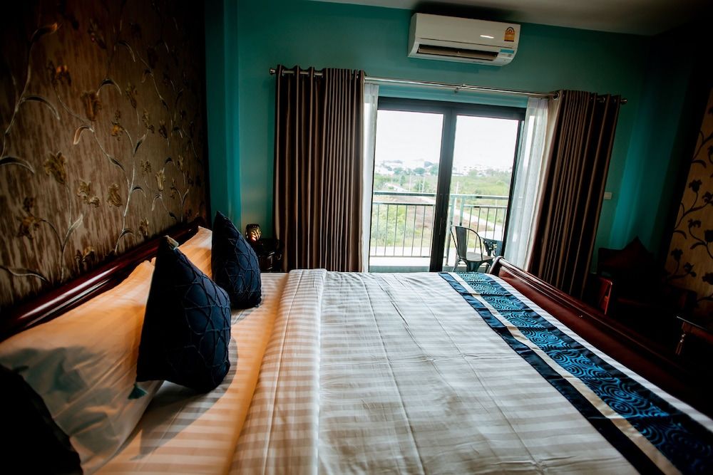 Chunlee Grand Hotel Superior Double Room 2