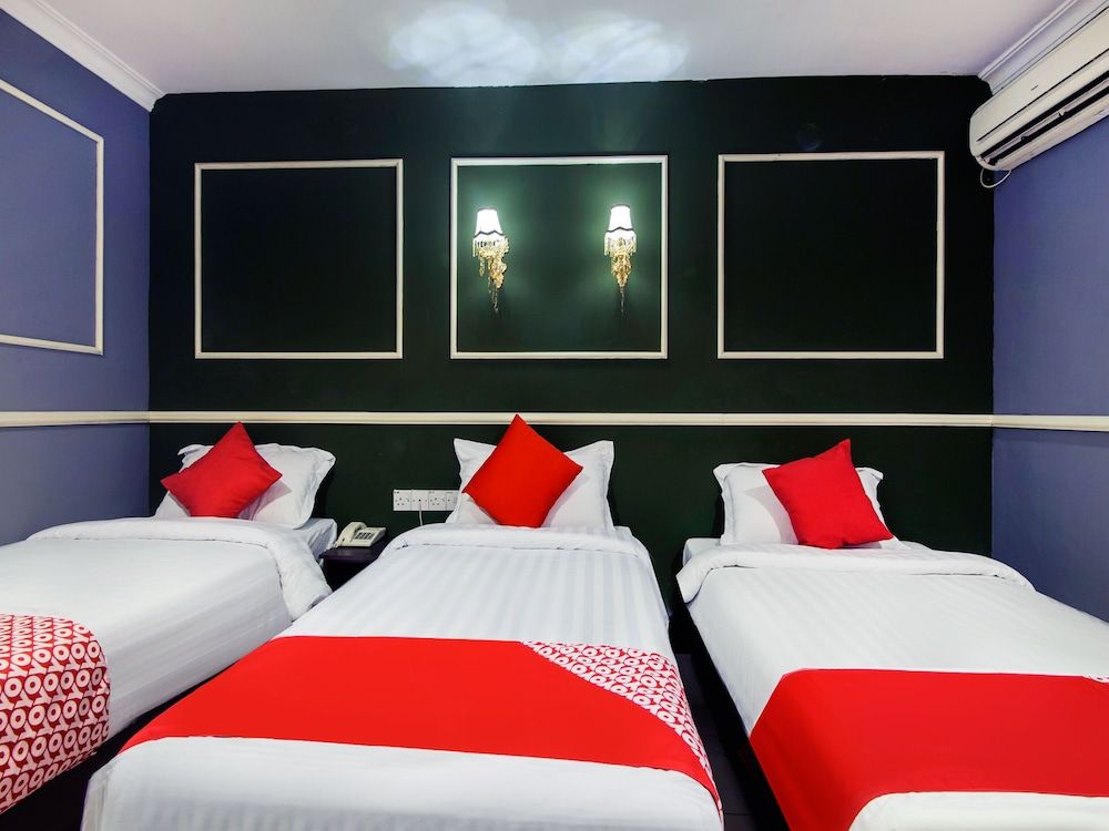 undefined Super OYO 761 City Hotel 4