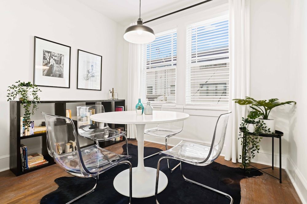 undefined 800 Furnished Apartments 3