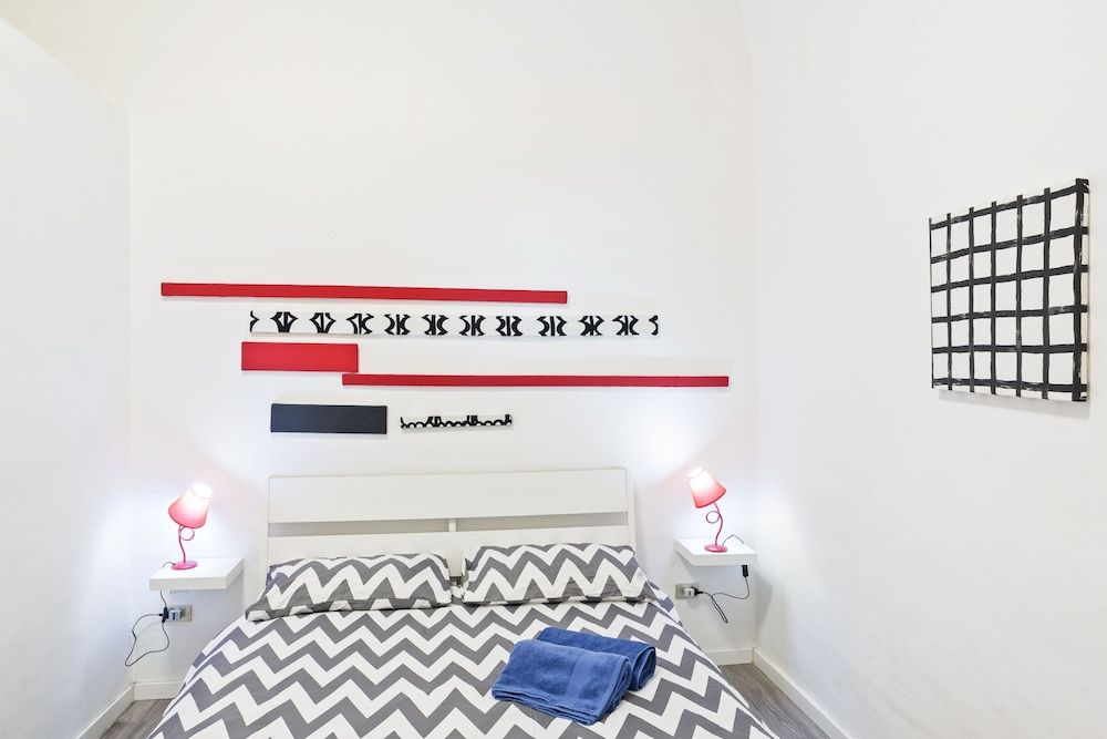 undefined Donna Rosa Apartment a 2 passi dal Tribunale 2