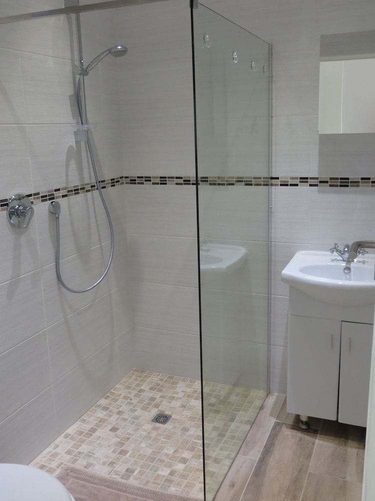 undefined Cape Oasis Guesthouse 10