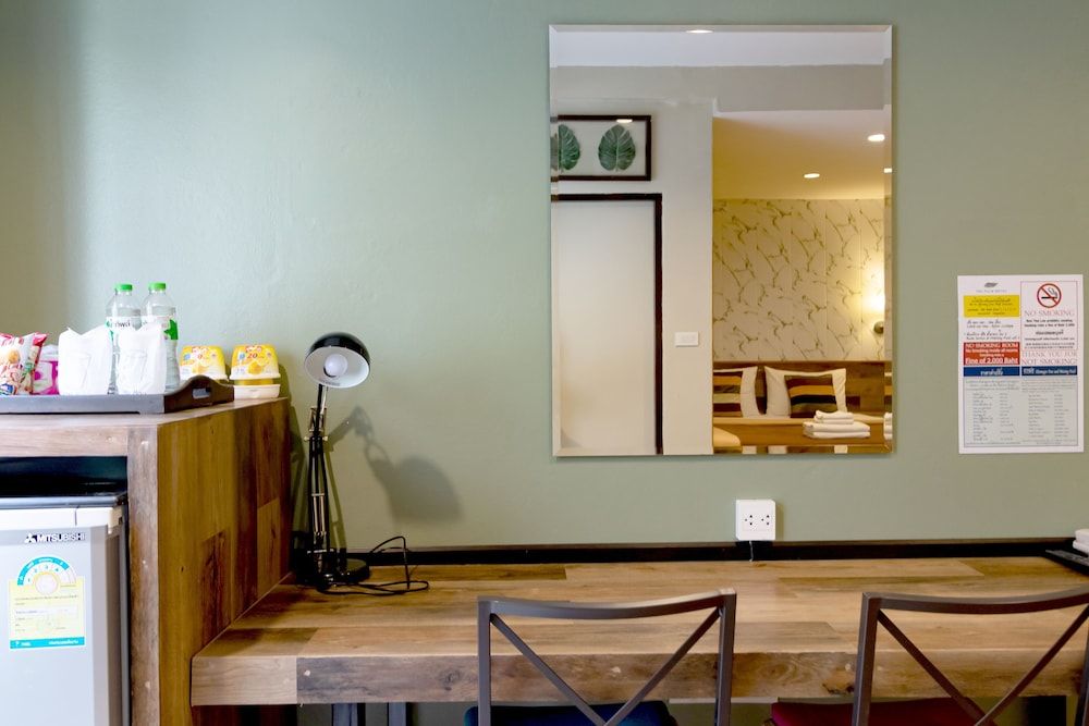 The Palm Hotel Grand Studio 13