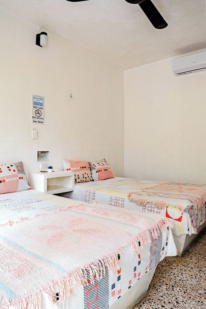 Standard Room, 2 Double Beds, Garden View