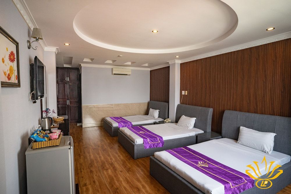 undefined Linh Phuong 3 Hotel 4
