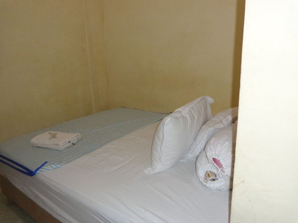 Hotel Musafir Inn Economy Double or Twin Room (Fan) 4