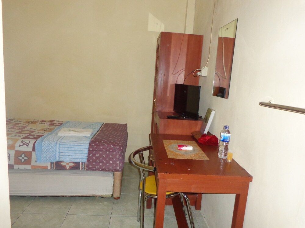 Hotel Musafir Inn Economy Single Room (Fan) 2