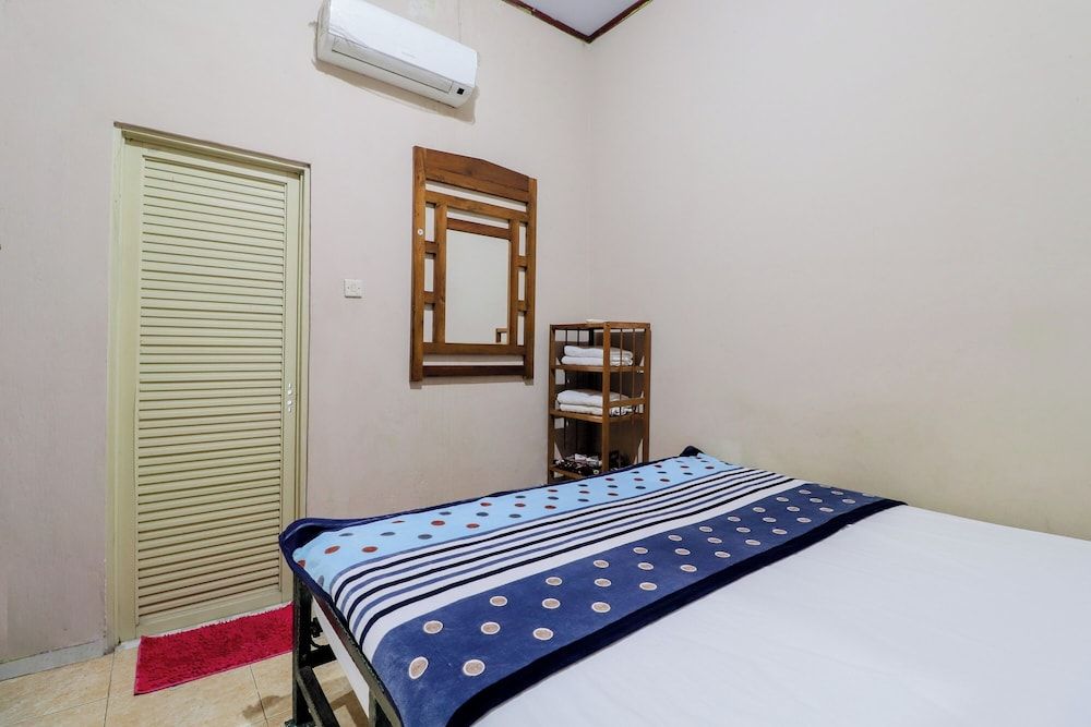 Nurudin House Family Suite with TV 8