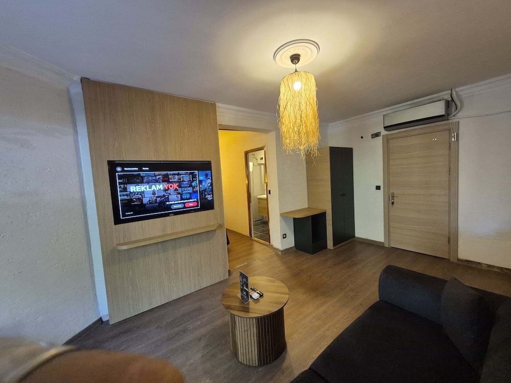 Alex Village Life Family Room with Front Balcony 8